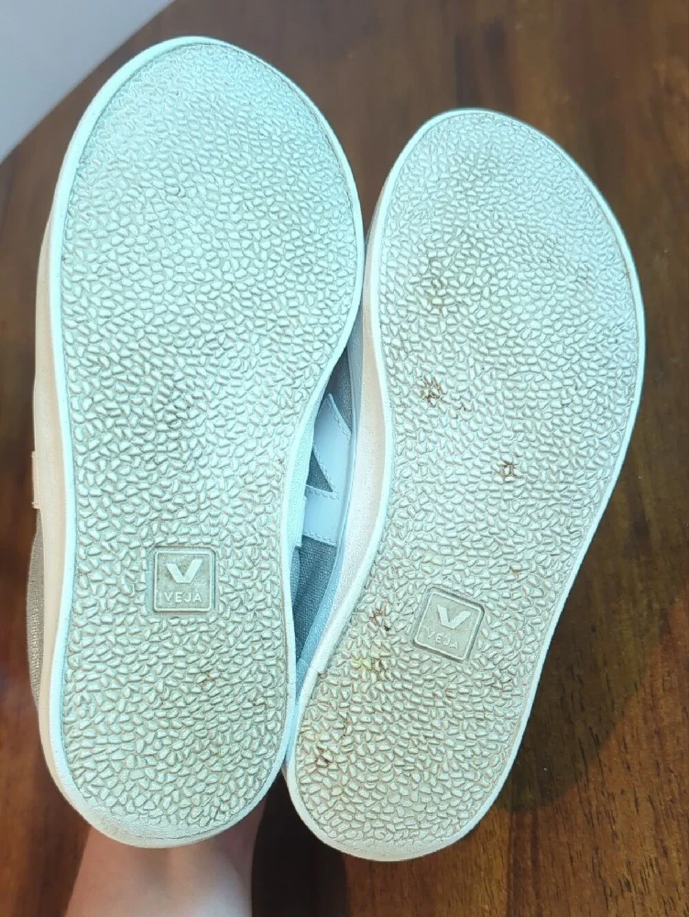 Veja Sneakers Silver White size 7